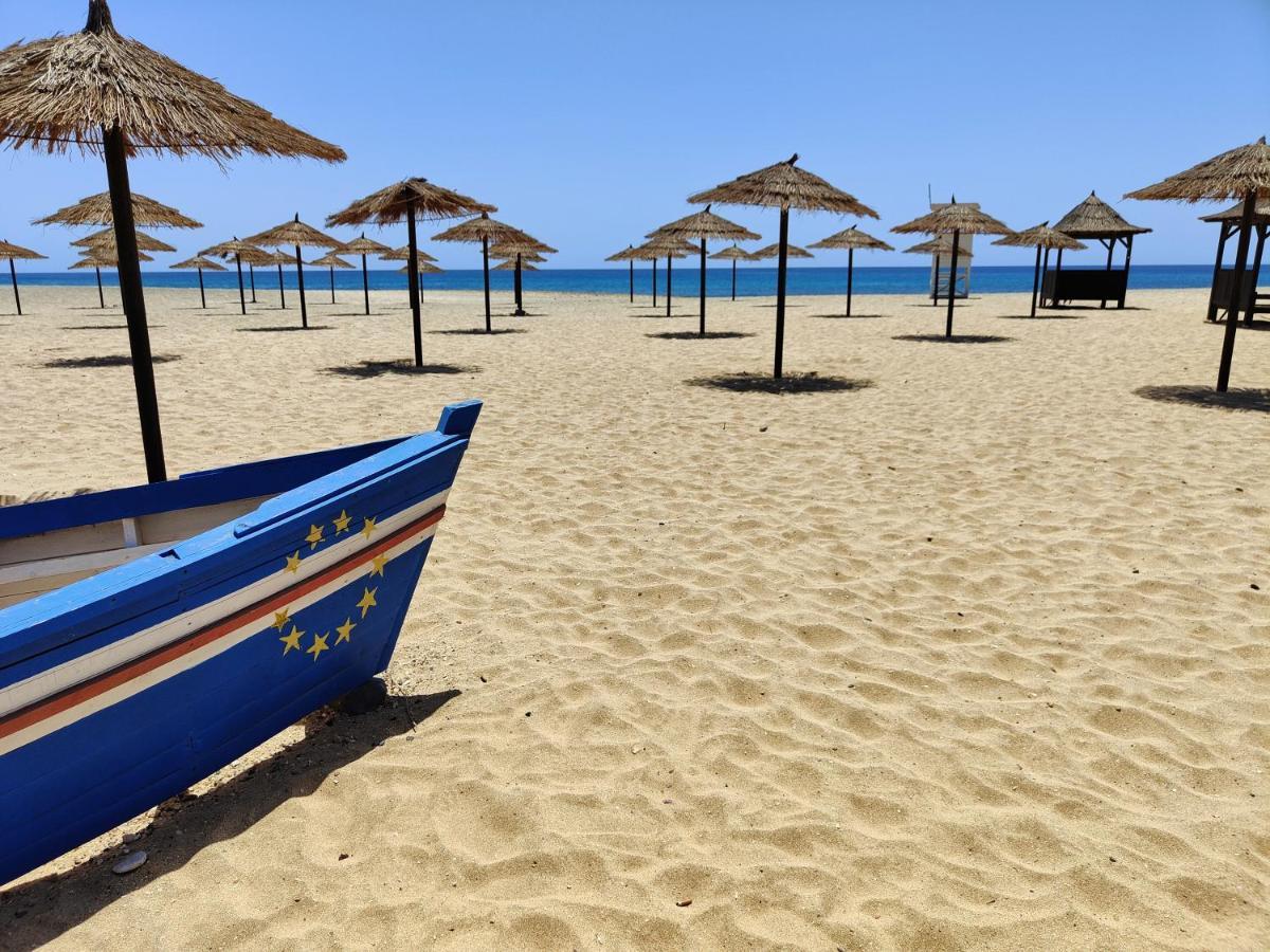 شقة Albis Harena - Ibiscus Attico Ocean View سانتا ماريا المظهر الخارجي الصورة