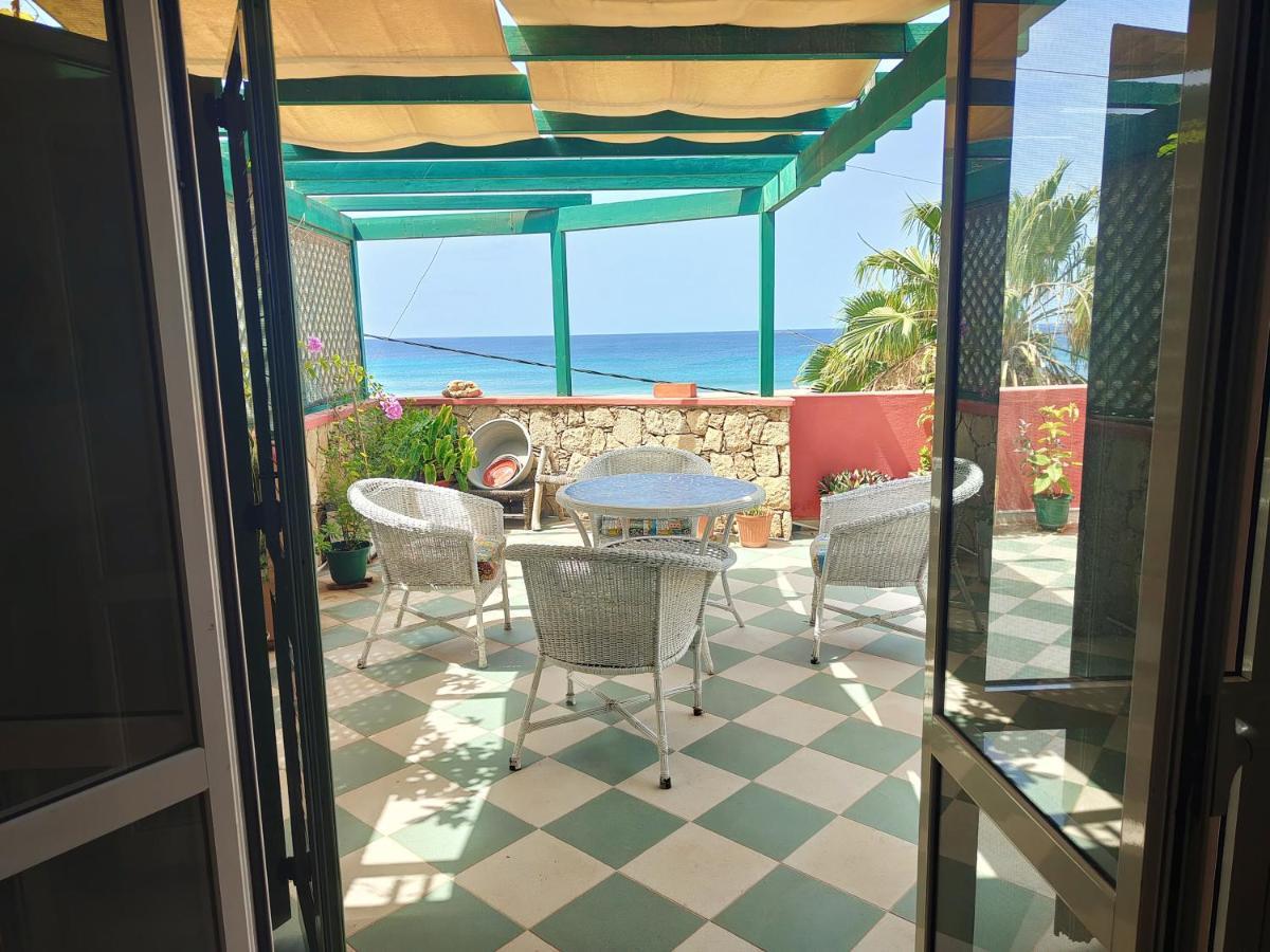 شقة Albis Harena - Ibiscus Attico Ocean View سانتا ماريا المظهر الخارجي الصورة